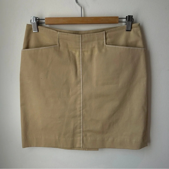 Vintage Beige contrast stitch skirt with pockets - Picture 2 of 7
